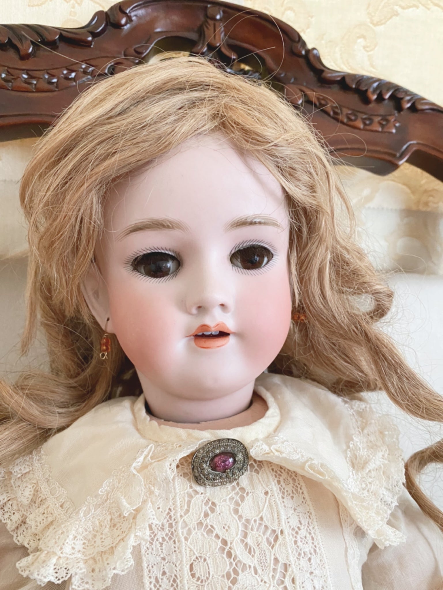 ♥色白で可愛いお顔のアンティークビスクドールハンドベルグDEP （難有り）