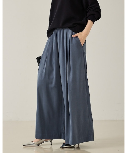 ピーチサテンフレアーパンツ｜カリテの通販｜&mall（アンドモール