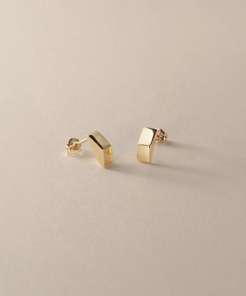 K18YG クレール トライアングルカット ピアス｜エテの通販｜&mall