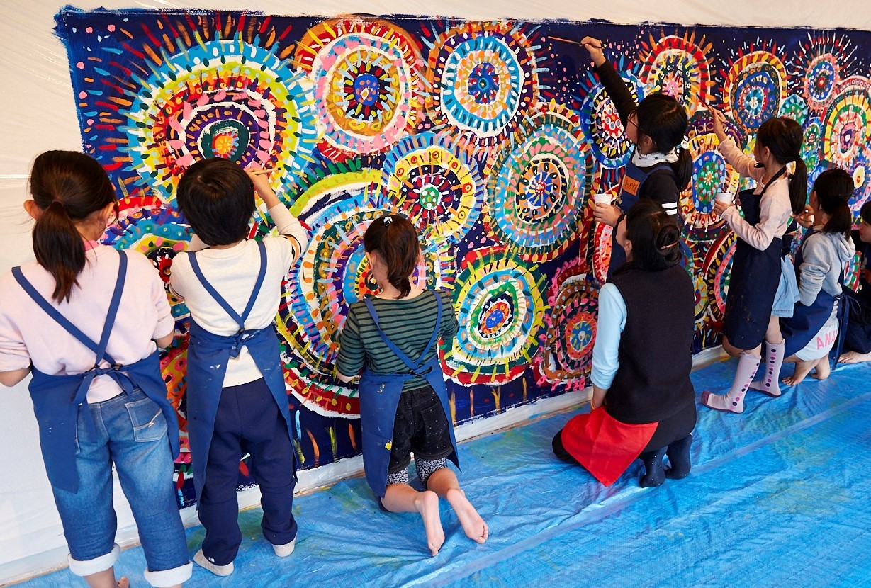 Gifte! 【1Day】世界に届ける巨大壁画アートを制作！キッズ