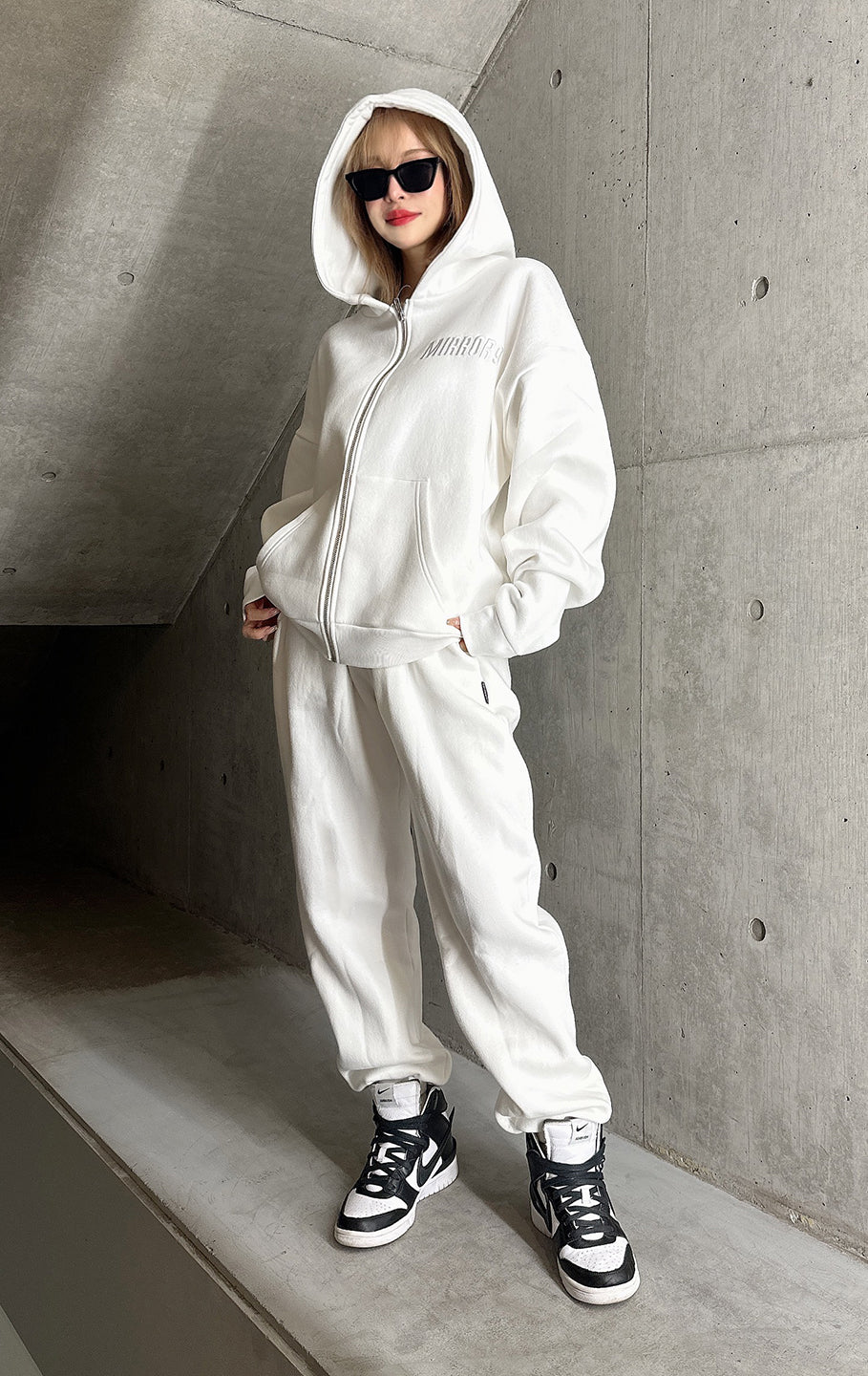 50%OFF】裏起毛Embroidery zip hoodie/3color – MIRROR9