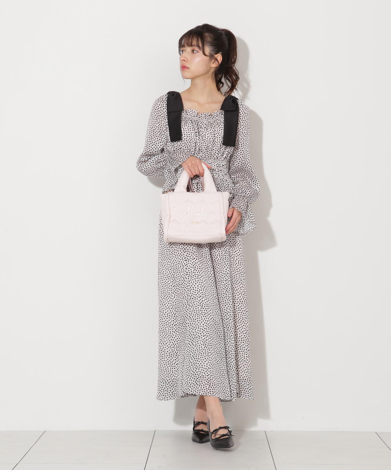 ハートパフトート WEB限定カラー:ピンクレッド | JILL by JILL STUART