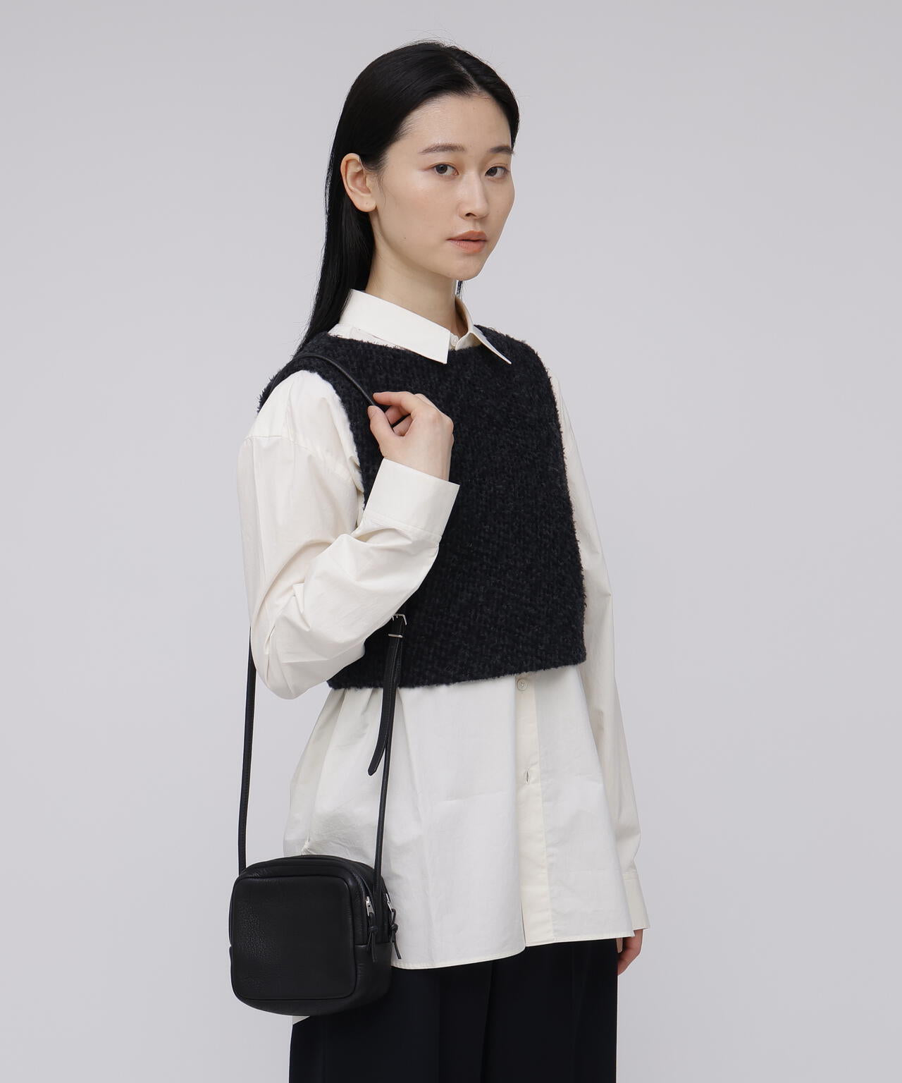 Aeta / SQUARE SHOULDER | THE LIBRARY（ザ ライブラリー） ｜【公式