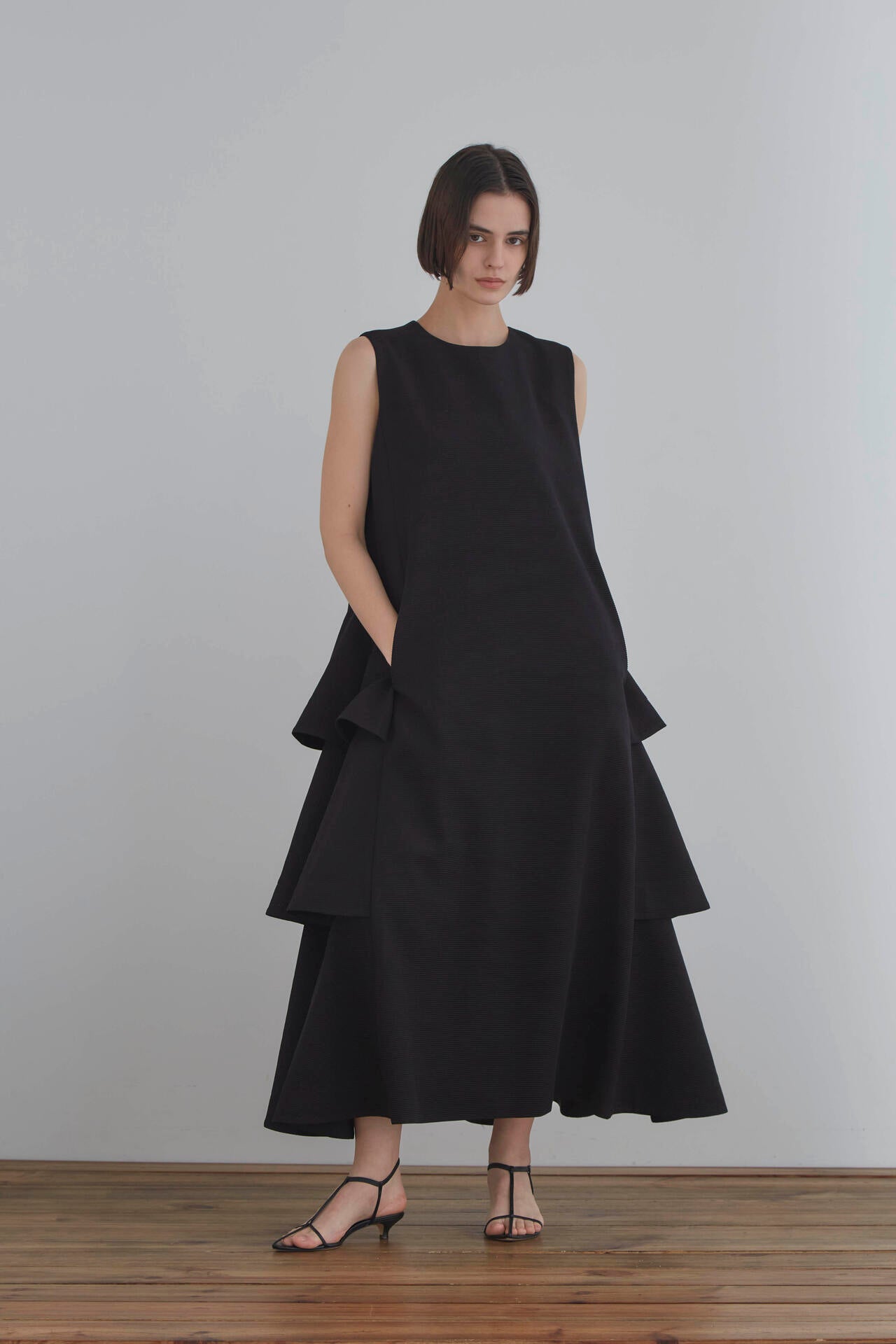 ワッフルプリーツティアードワンピース | LE PHIL（ル フィル