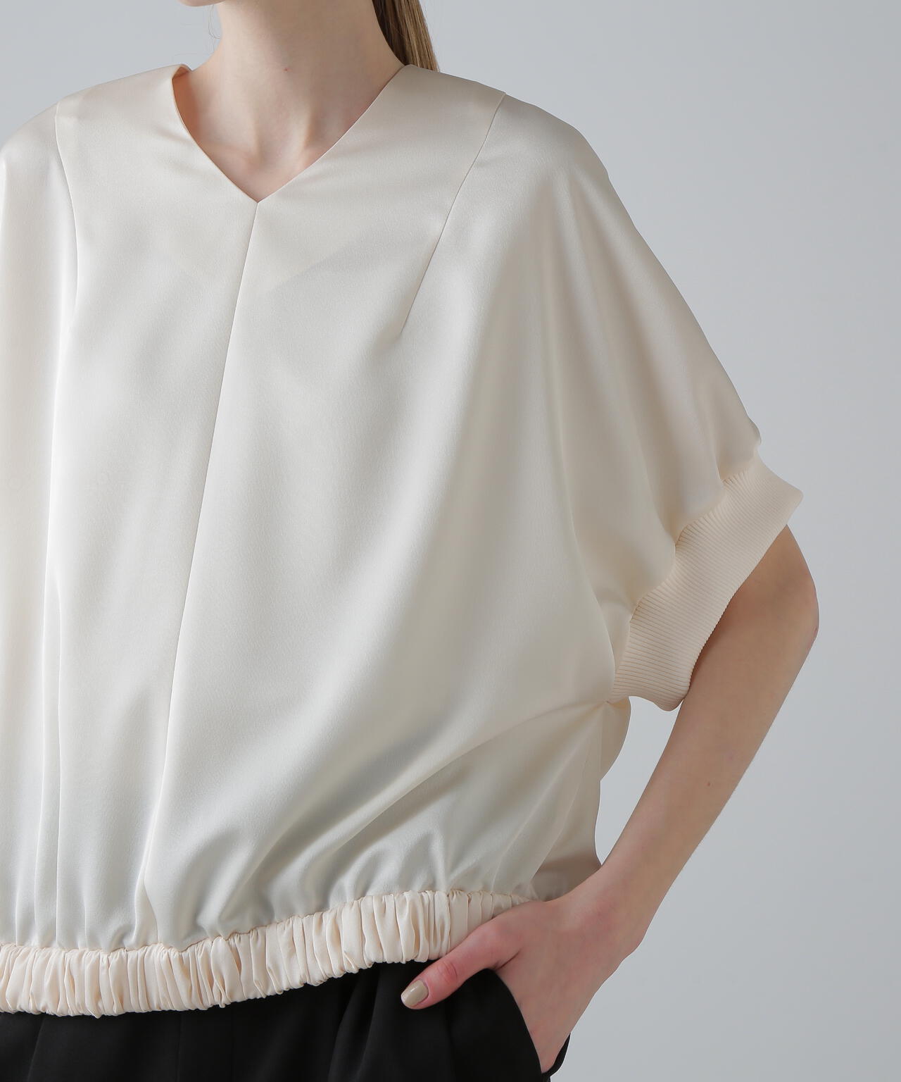 20周年記念＞ダルサテンブラウス | ADORE（アドーア） ｜【公式】通販