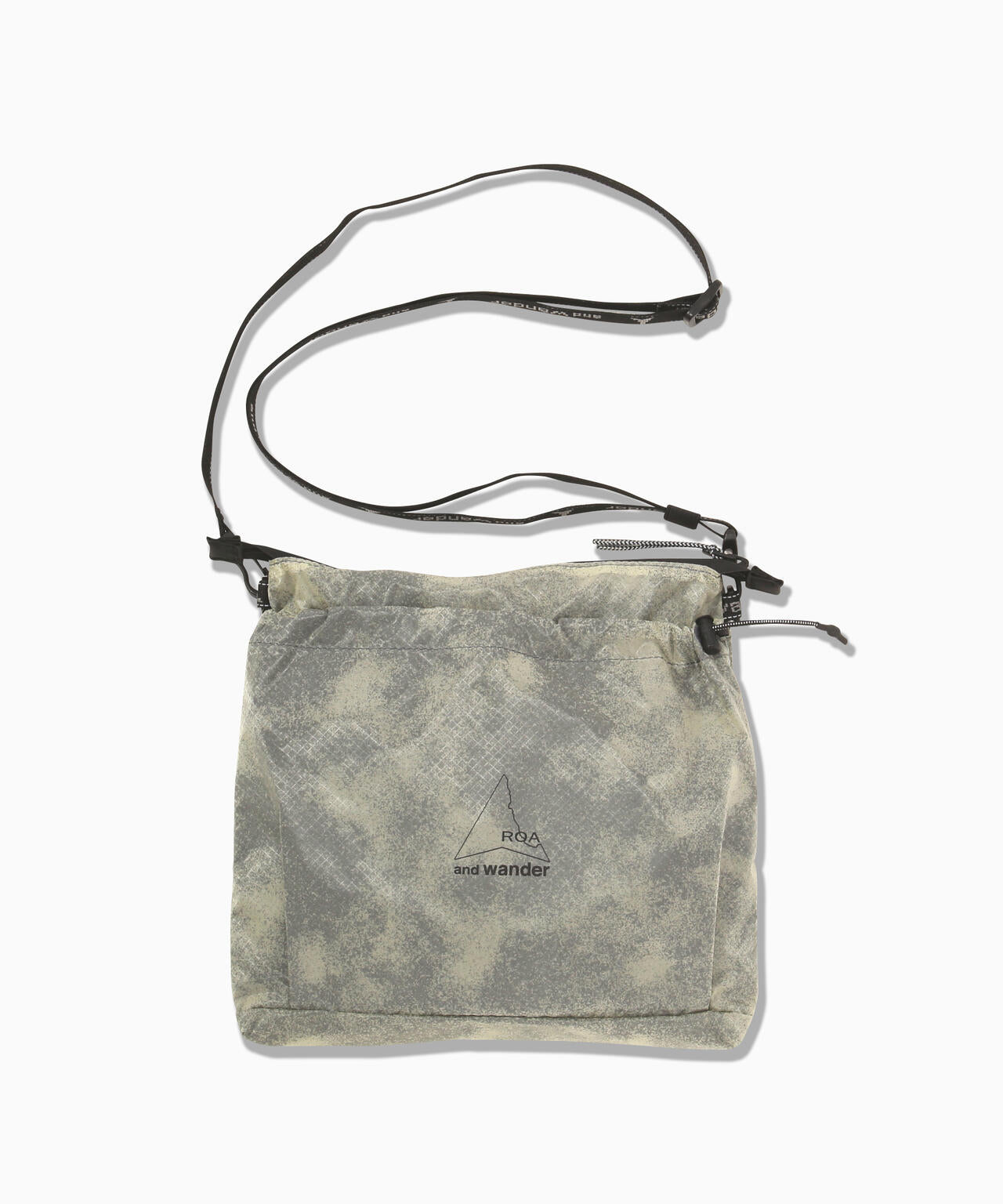 ROA x and wander sil printed sacoche | and wander（アンドワンダー
