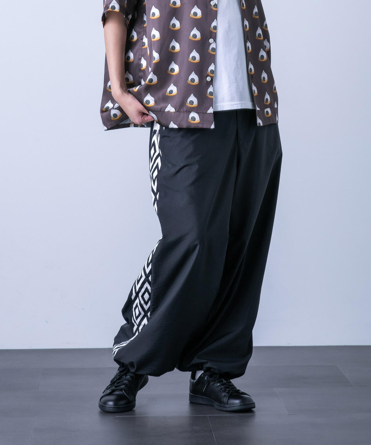 HOTEL PALACE（オテルパラス）」UMBROトラックパンツ | NANO universe