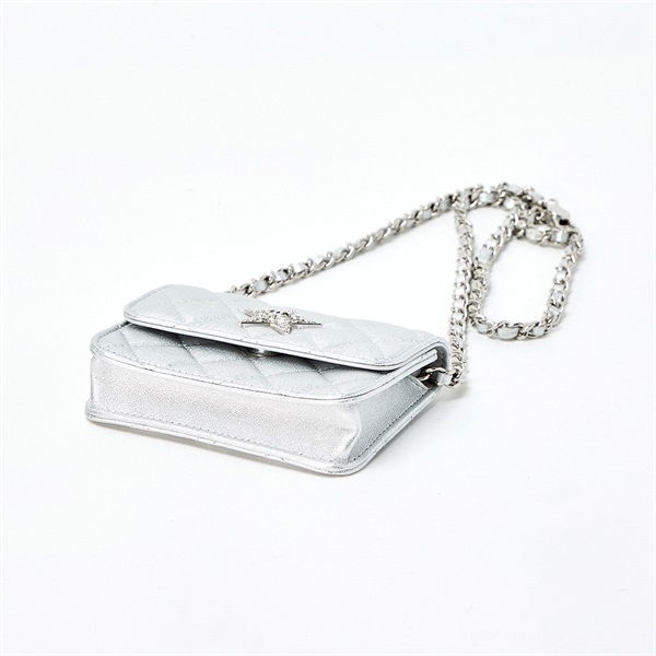 CHANEL マトラッセ クリスタルスター 2021年以降 ショルダーバッグ