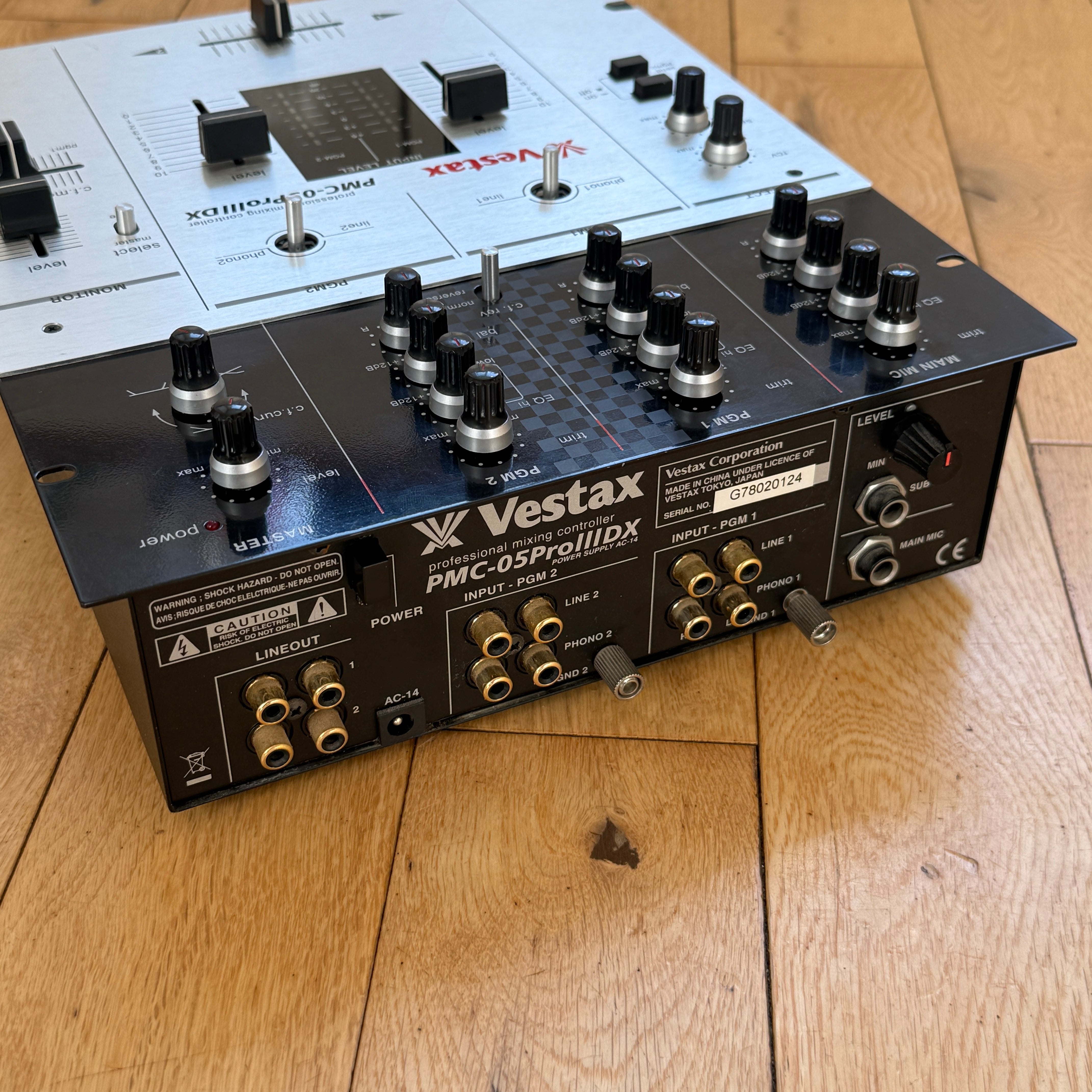 Vestax PMC-05 Pro III DX Scratch Mixer | Serviced PSU