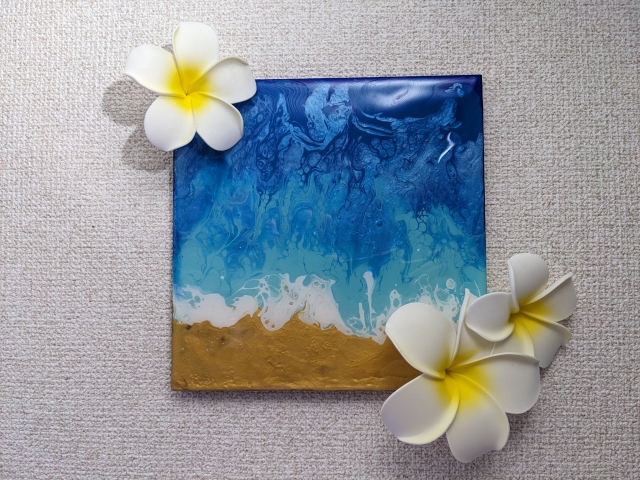 宮古島で話題のレジンアートはお土産にもぴったり！初心者向け体験や