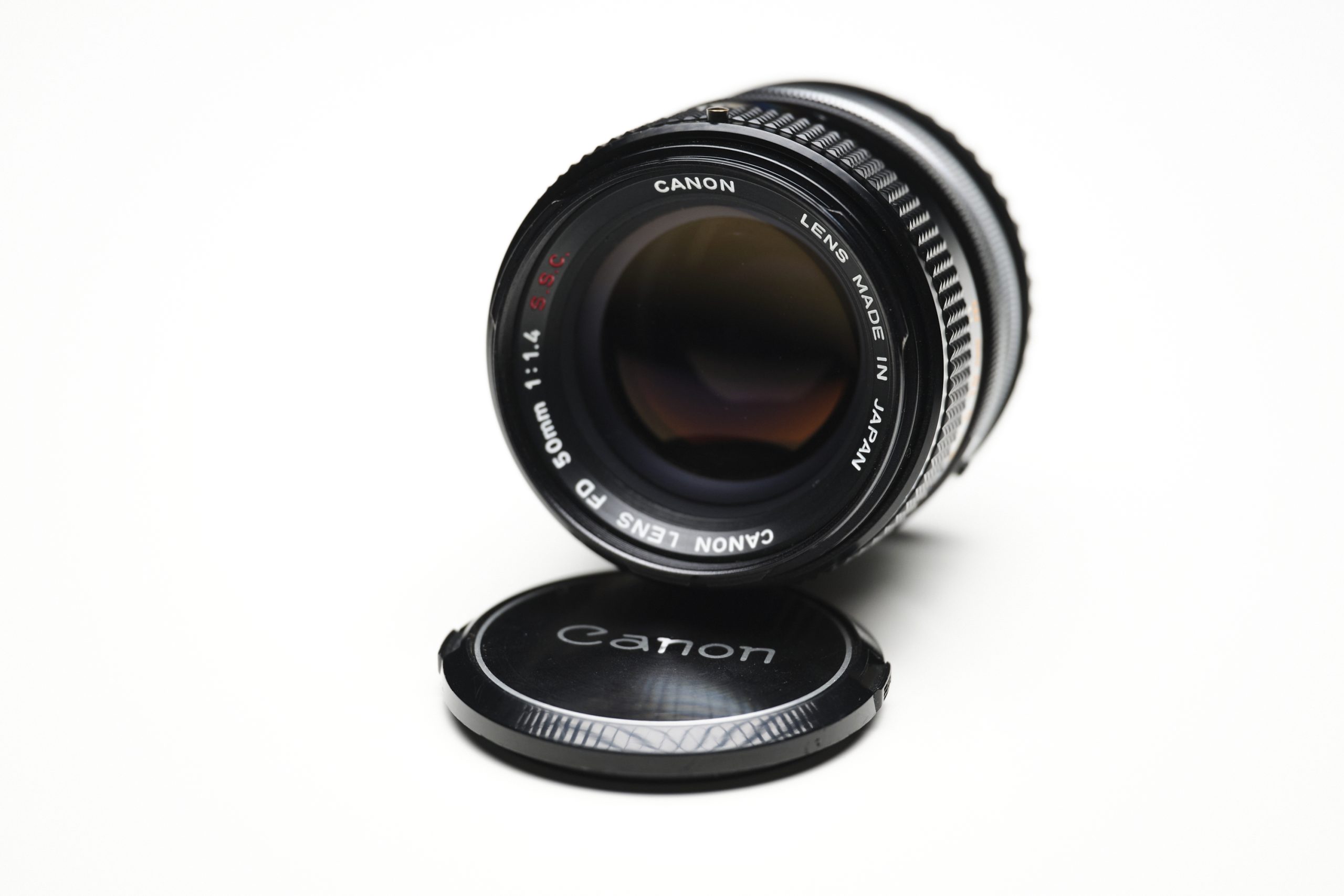 Vintage Canon 50mm f1.4 FD Lens On Mirrorless Digital Camera