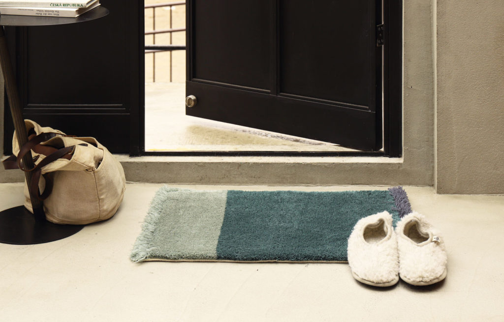 心地よく使えるフリンジマット - MOMO NATURAL