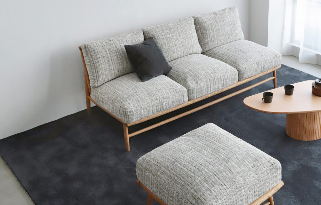 空間をクラスアップする - クラウドソファのファブリック - MOMO NATURAL