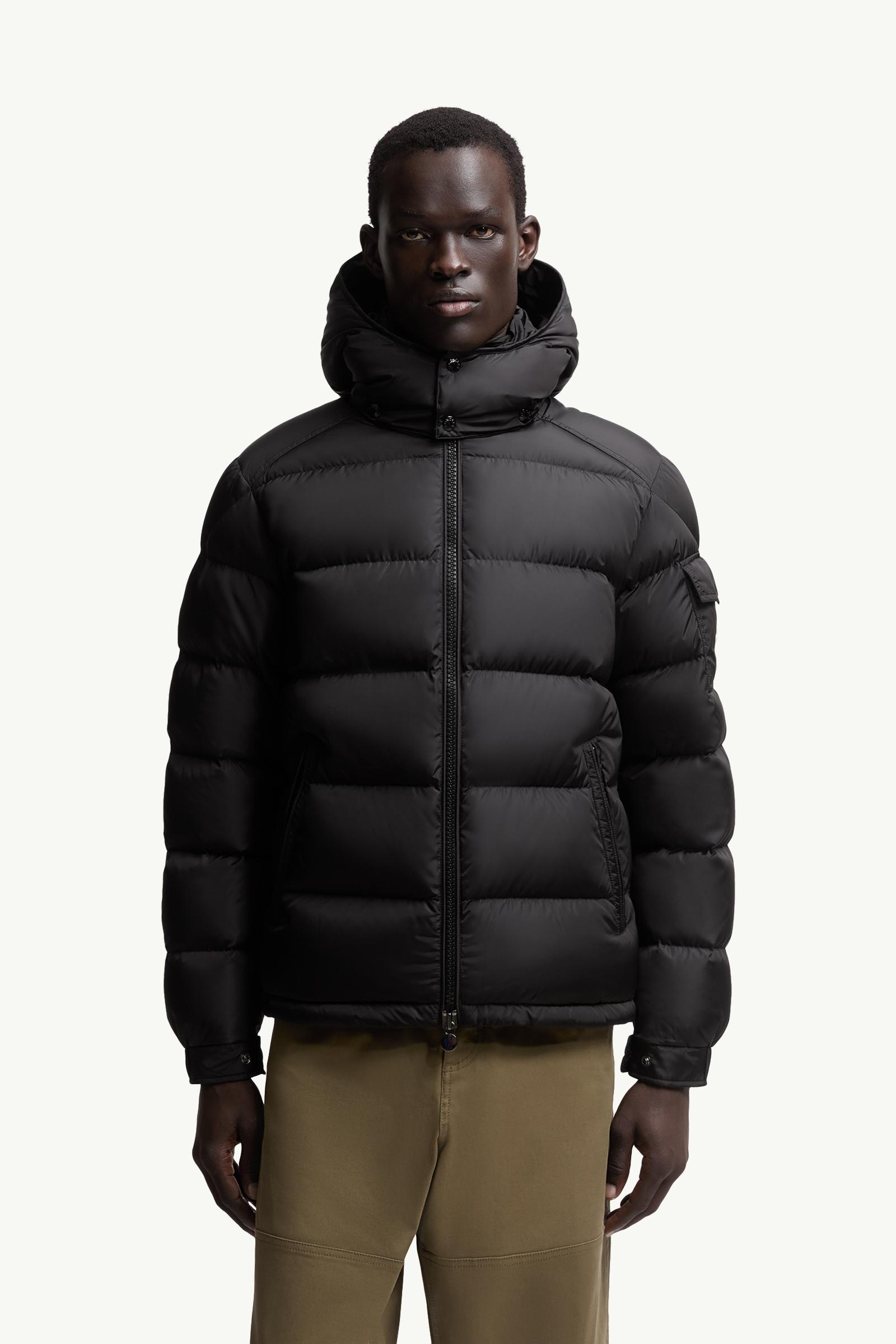 ブラック Moncler Mayaショートダウンジャケット : ショートダウン