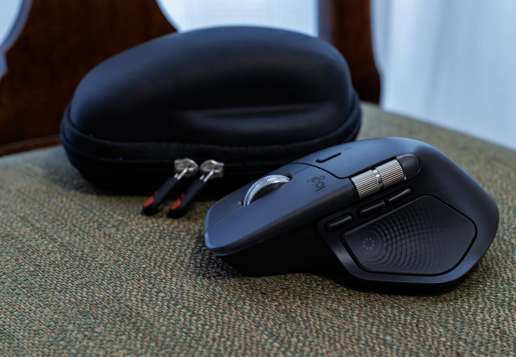 Logicool MX Master 4 専用ケース – mono-logue