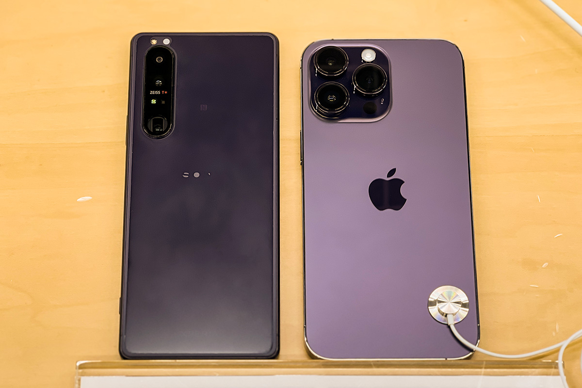 iPhone 14 Pro のディープパープル | b's mono-log