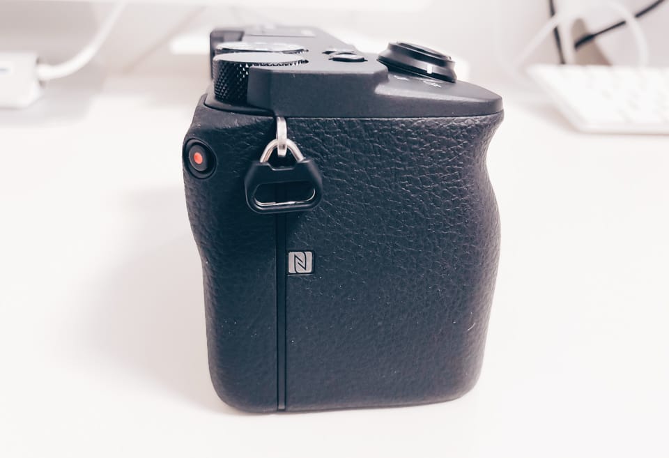 SONY α6600 レビュー／APS-C機のフラッグシップモデル。Zバッテリー