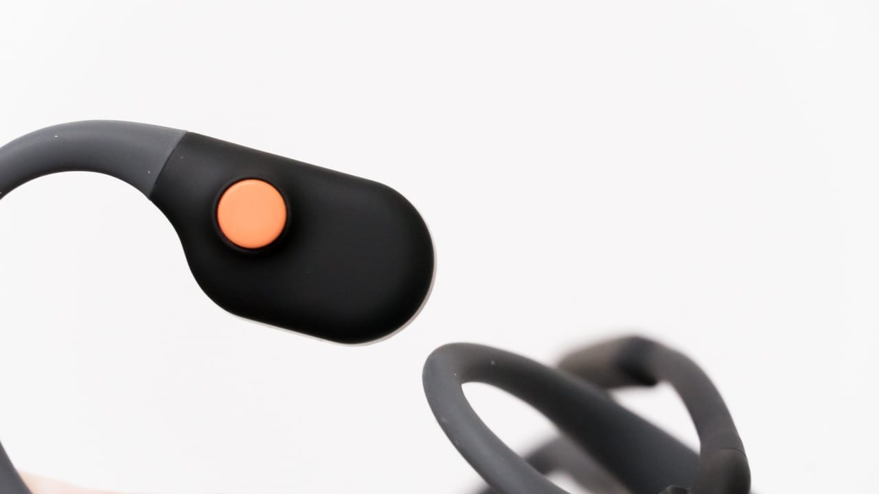 SHOKZ OpenComm レビュー／高性能ブームマイク搭載でテレワークに最適