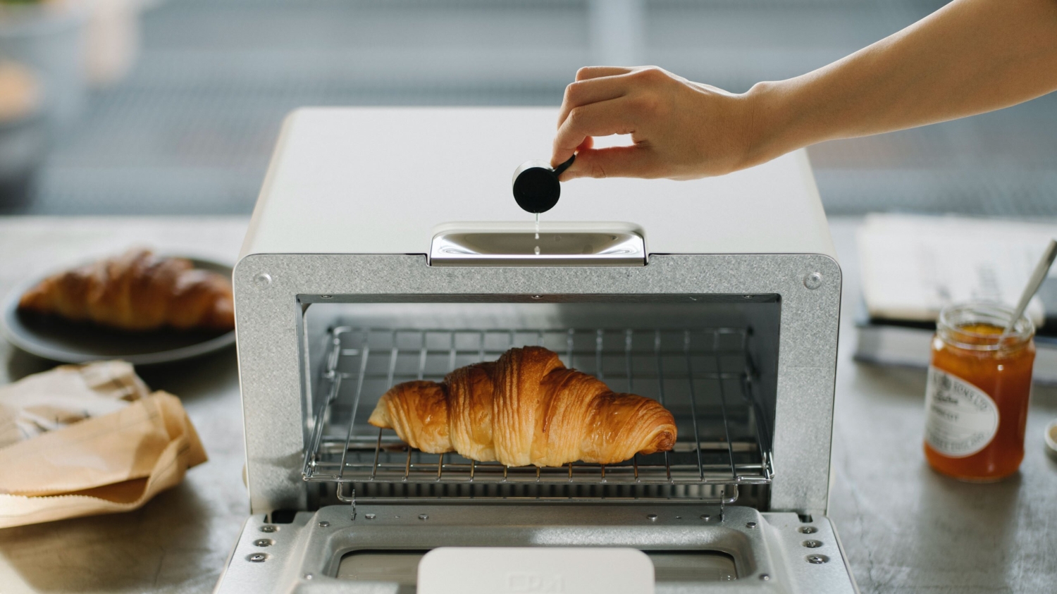 徹底検証】バルミューダ スチームオーブントースター K01E-KGの