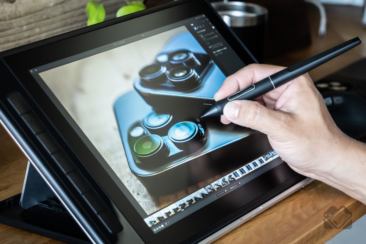 HUION Kamvas Pro 13(2.5K)レビュー：非絵描きでも超使える高画質液