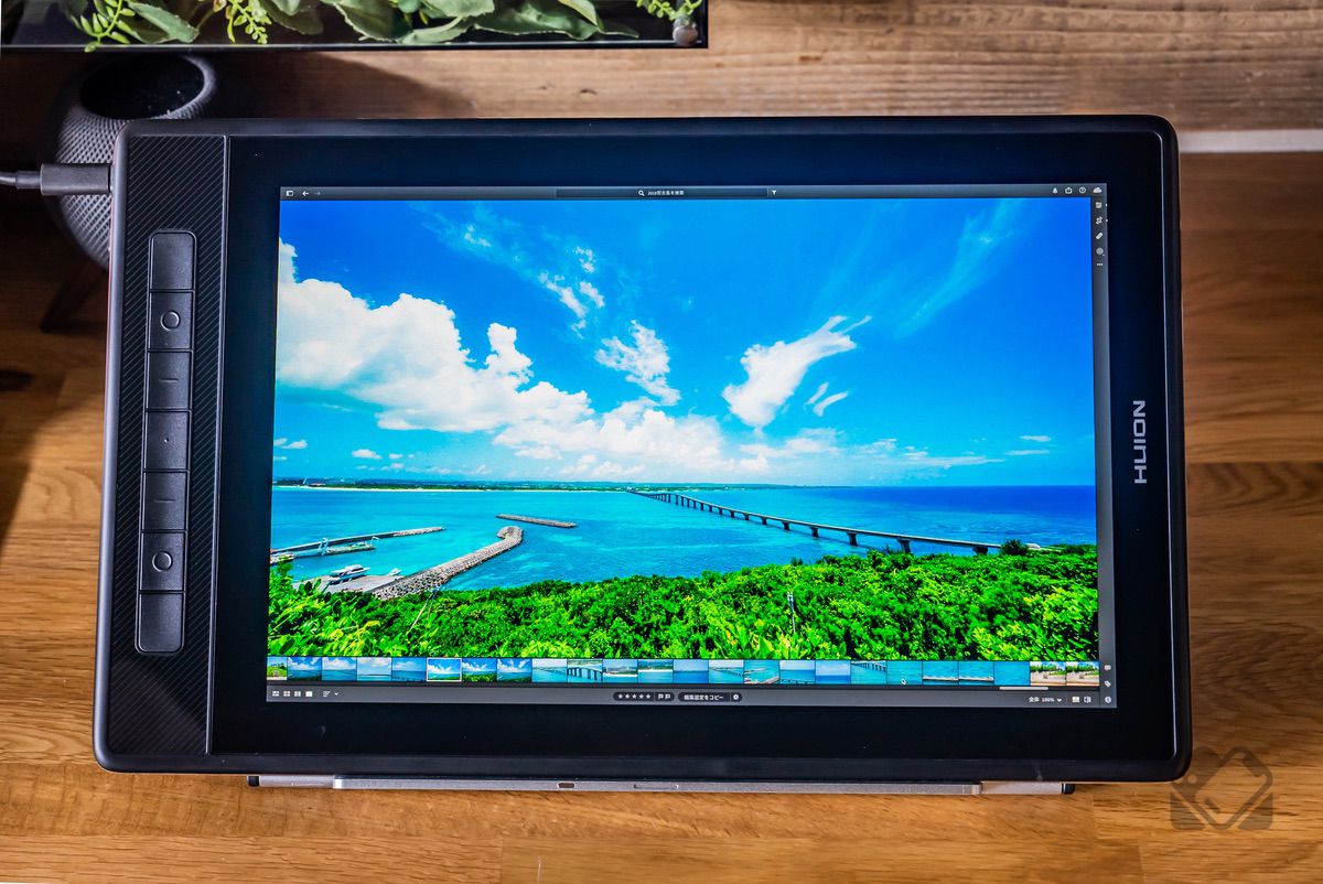 HUION Kamvas Pro 13(2.5K)レビュー：非絵描きでも超使える高画質液