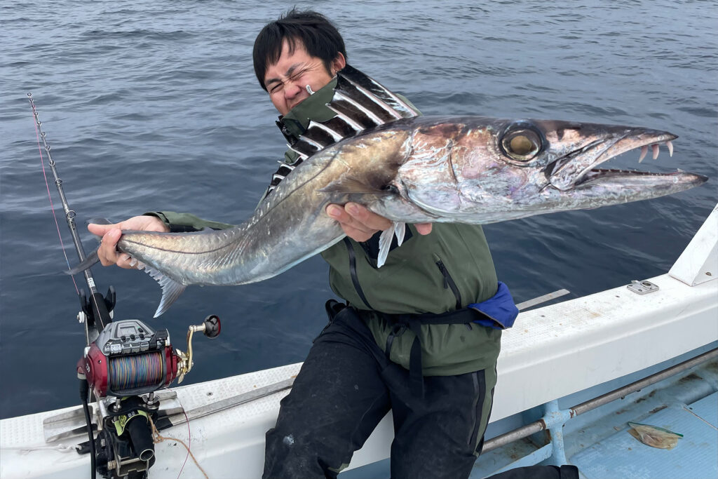 Dear Monster GIGAS MGX-∞∞ “Giant Syndrome” - Monster Kiss