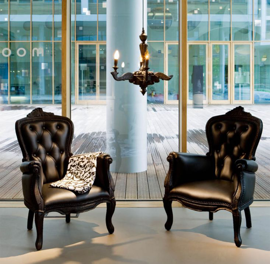 あえて燃やすことで美しさを問う「スモークシリーズ」｜moooi Japan