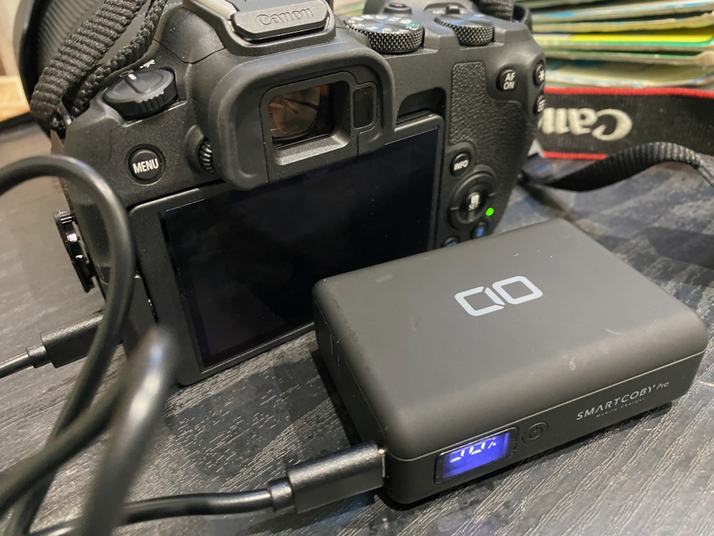 EOS R8 用のモバイルバッテリー購入 | 縁結び釣結び