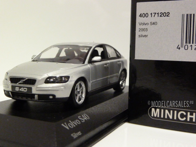 Volvo S40 Silver 1:43 400171202 MINICHAMPS diecast model car