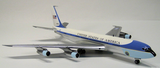 Minicraft 1/144 VC-137C, by John Kauck