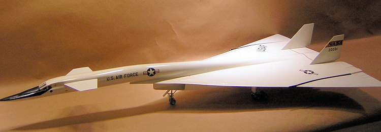 AMT 1/72 XB-70 Valkyrie, by Joel Hamm