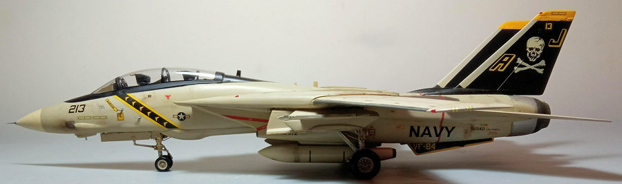 鯛2024ページ】ハセガワ 1/48 F-14A マーヴェリック&グース 鯛2024