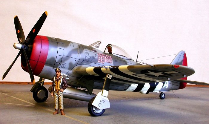 Monogram 1/48 P-47D Thunderbolt