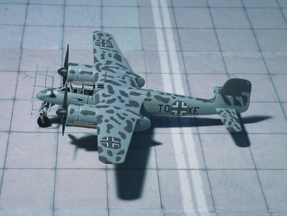 Focke-Wulf Ta 154A-0 “Moskito” (Hasegawa) | ModelPlanes.de