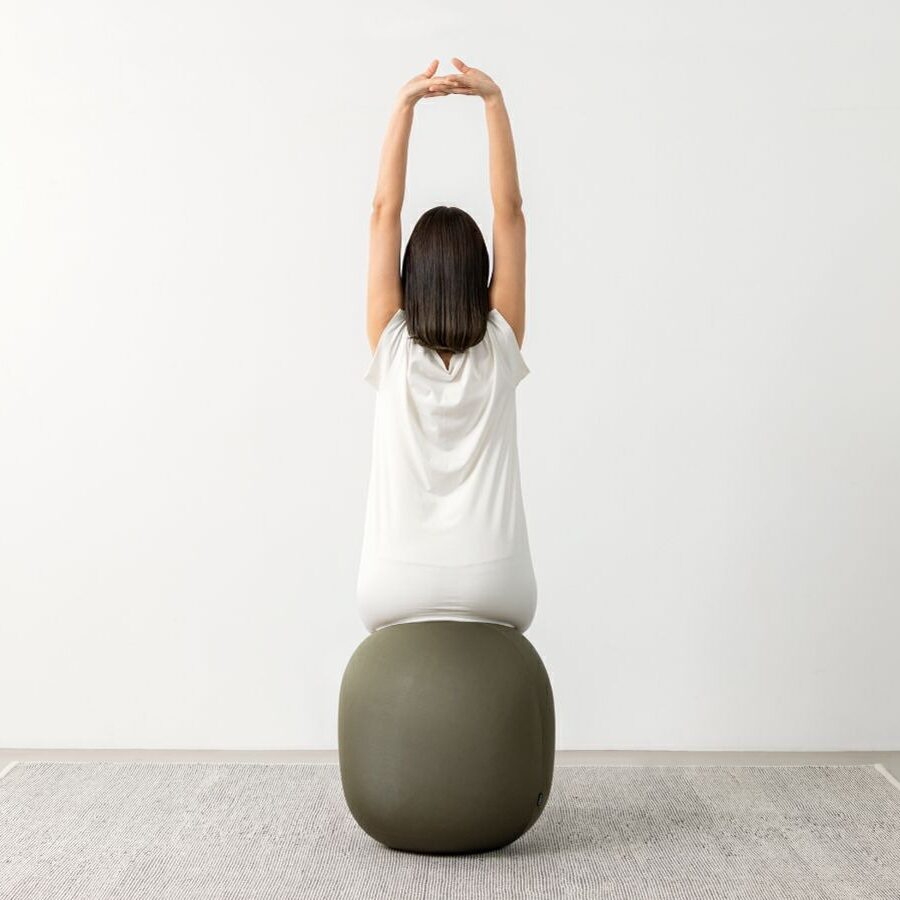 MALLOW｜デスクワークをしながら体幹エクササイズができるオーバル型