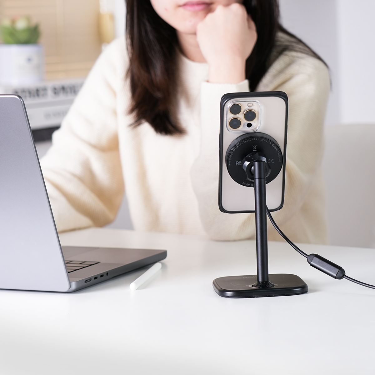 公式】Lamicall All Lock | デスクトップ チャージャースタンド