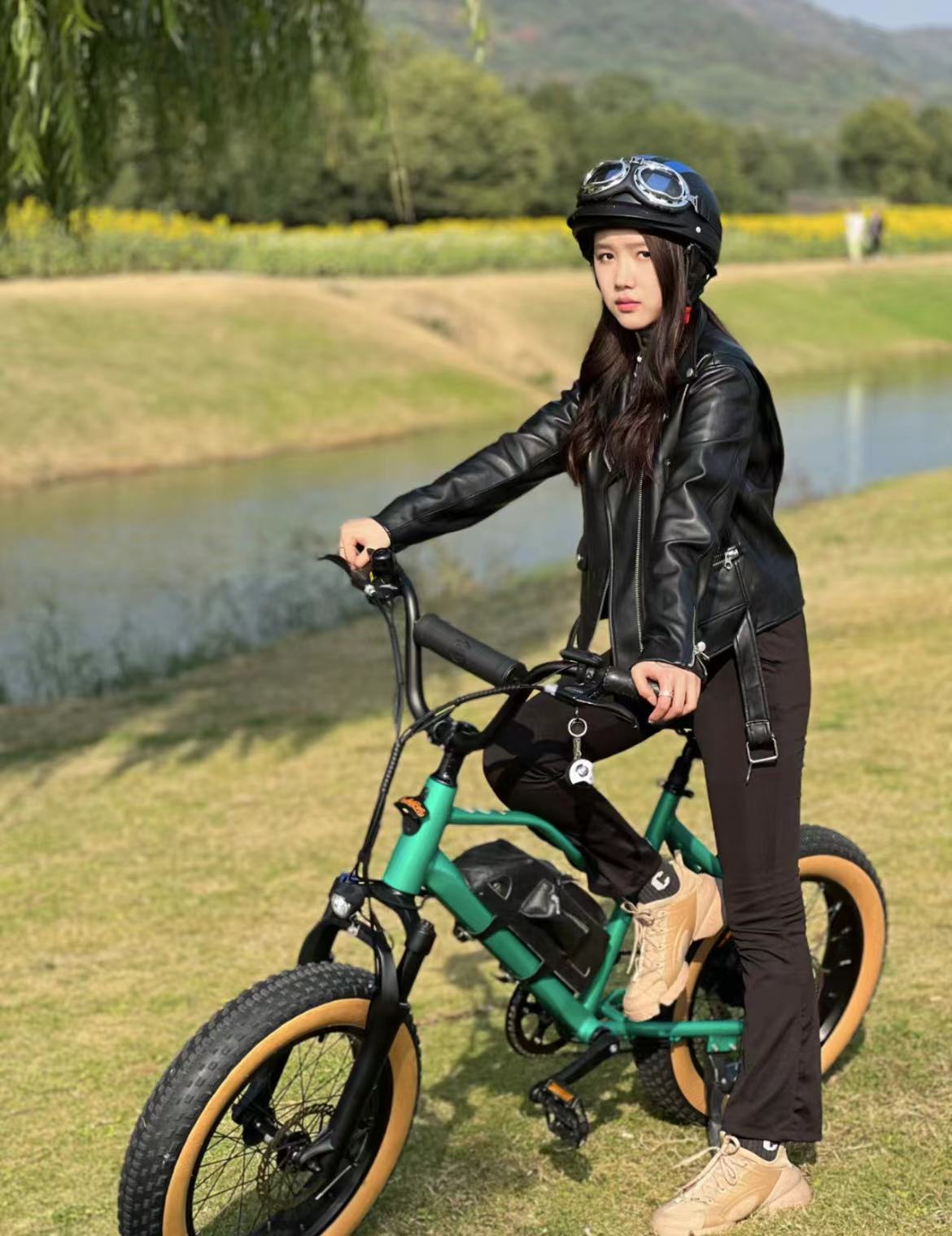 Michael Blast | Soda Bike – Modernity Store