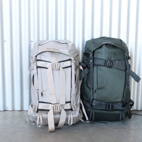 Teton Bros. のBCパック Koma ＆ Amauti – moderate