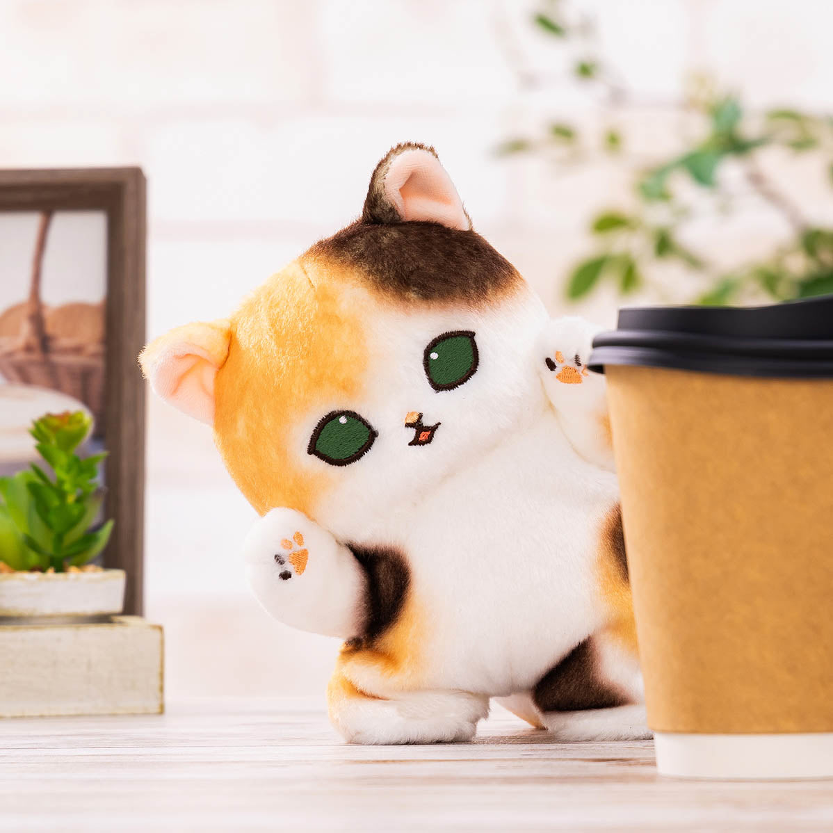 mofusand ひょっこり！立ちますにゃんぬいぐるみ(三毛猫) | mofusand