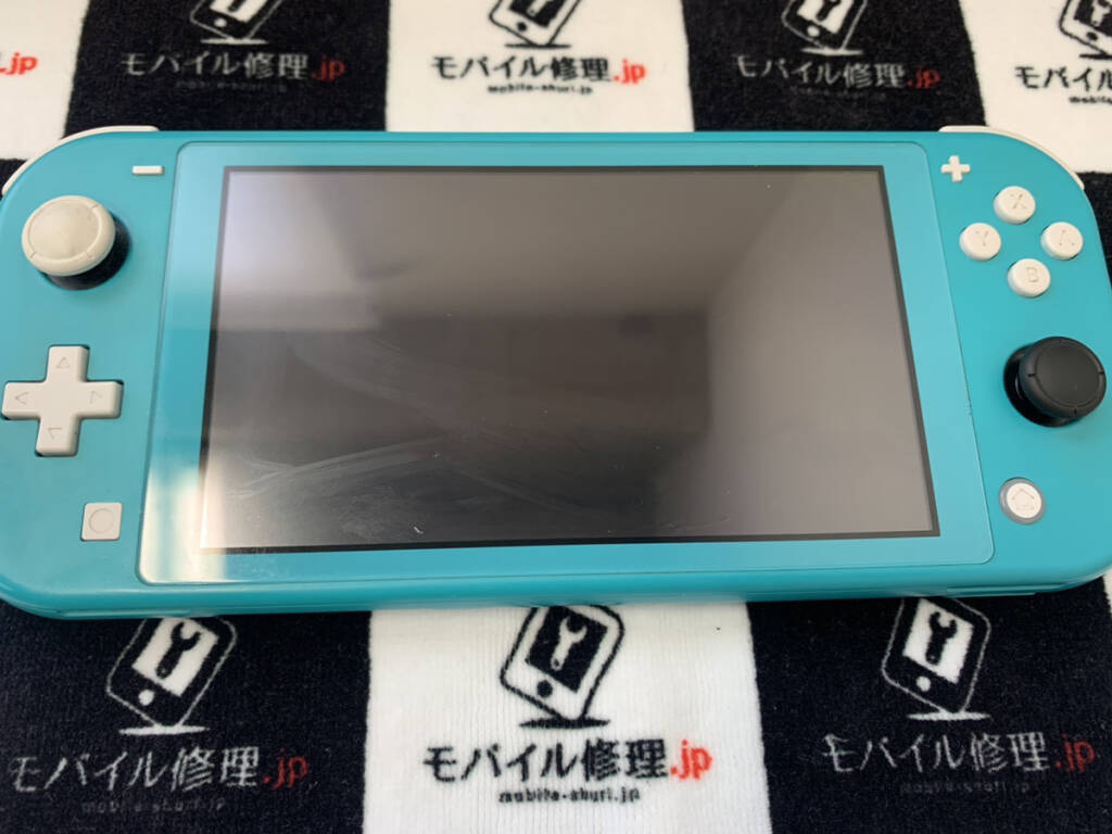 画面が真っ暗になったNintendo Switch Liteの液晶交換修理 | iPhone