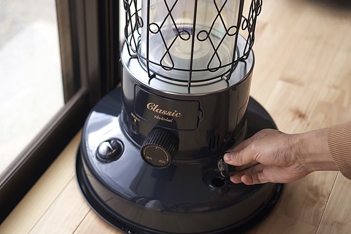 レトロでおしゃれな「CL-250」が素敵すぎた！（トヨトミ 石油ストーブ