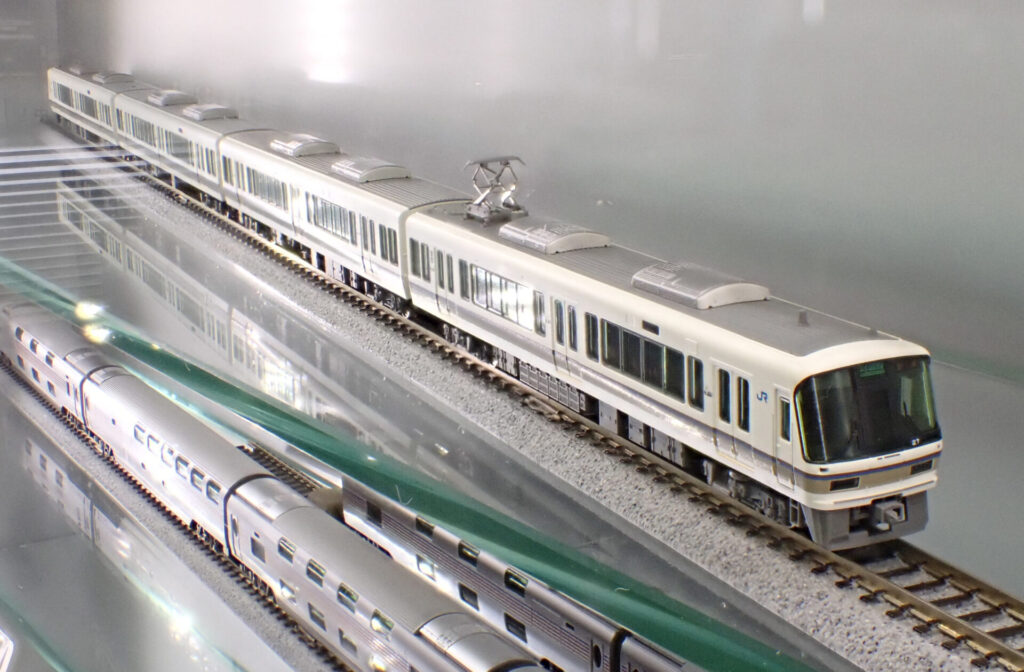KATO】221系 大和路快速（リニューアル車）2025年7月発売 | モケイテツ