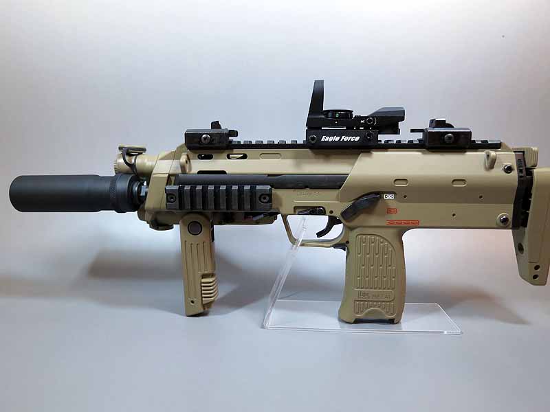 モッキー サバゲーの地にて、斯く戦えり 13話 MP7A1 タンカラー 震