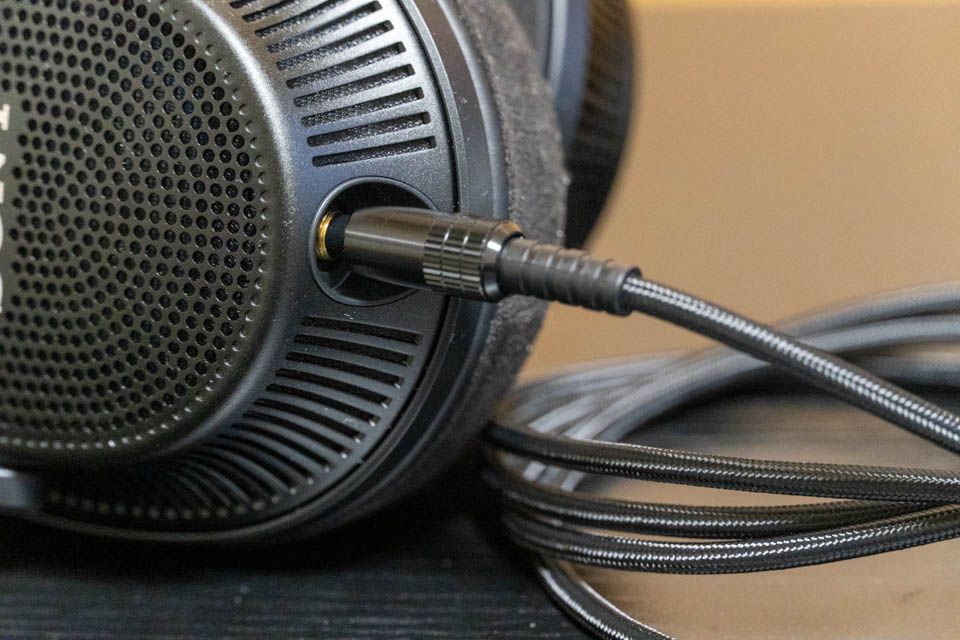 SONY MDR-MV1をバランス接続に変えてみた