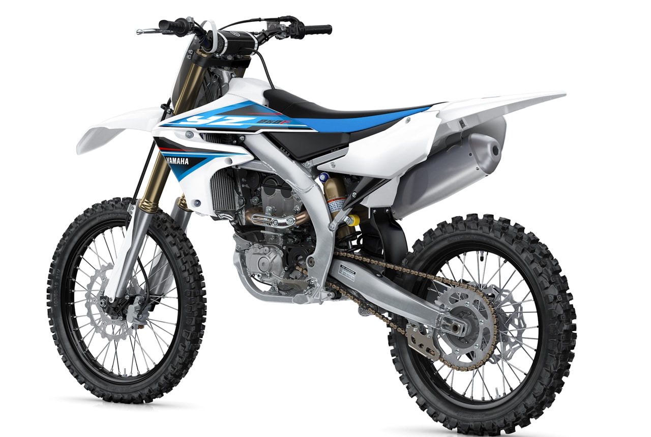 FIRST LOOK! 2019 YAMAHA YZ450F & ALL-NEW YZ250F - Motocross Action