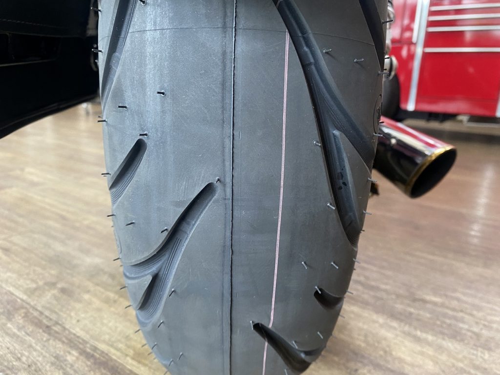 ハーレー Sportster XL1200X Forty-Eight MICHELIN COMMANDERⅢ