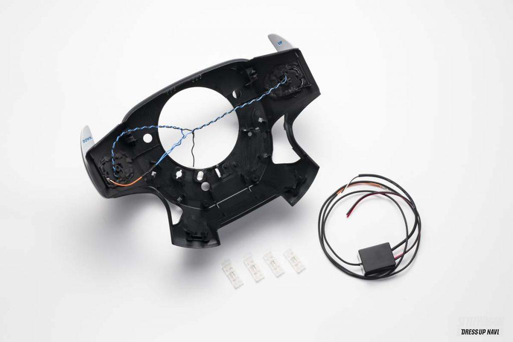 30系トヨタ・アルファード・ヴェルファイア】純正ステアリングだけど