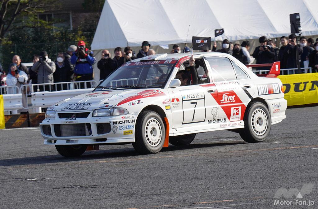 蘇った三菱ワークス・ランサーエボリューションIIIがお台場を疾走