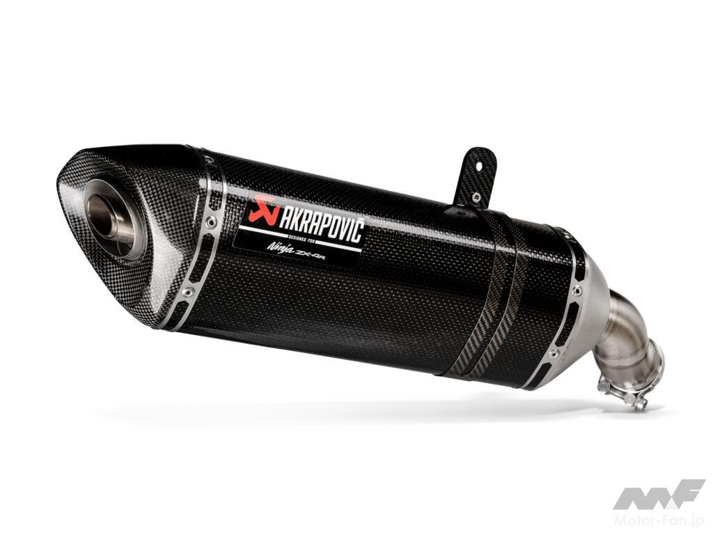 唯一無二の400cc4気筒スポーツNinja ZX-4RにAkrapovicスリップオン