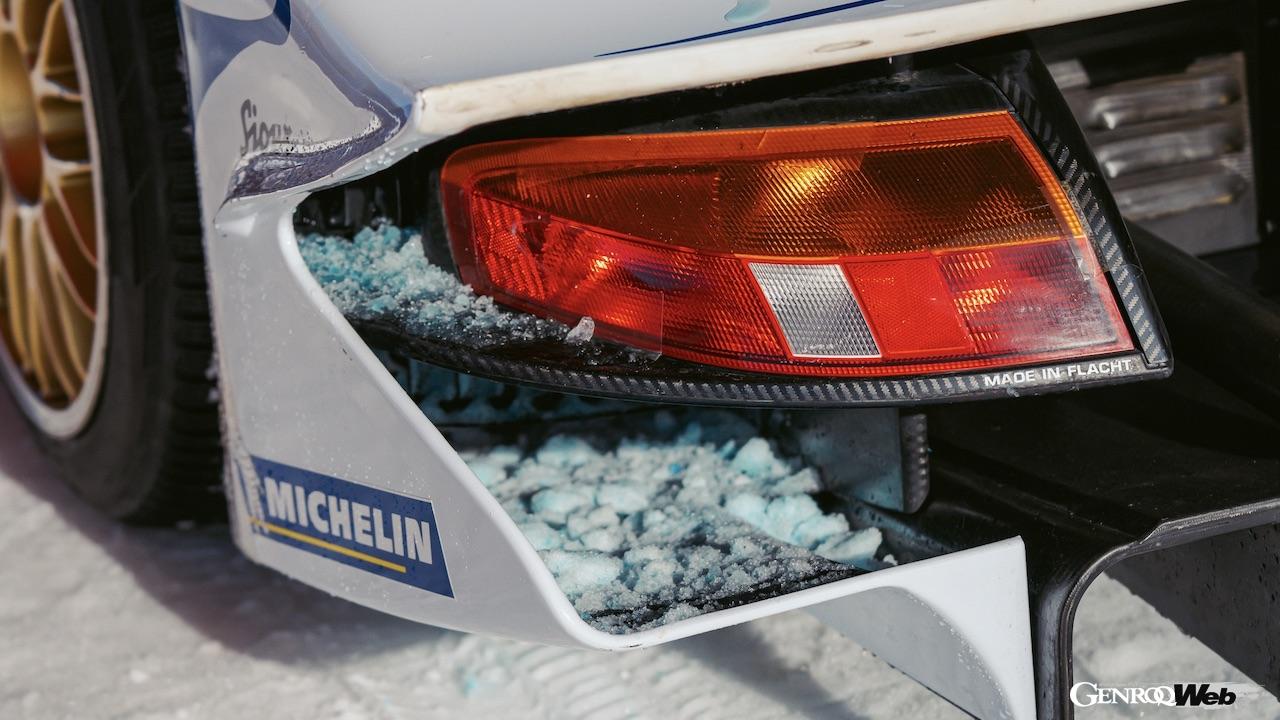 アイスレースでル・マン24時間ウイナー「ポルシェ 911 GT1」が見事な